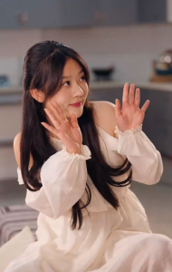 免费短剧：吾皇在上小女子在下（95集）-免费短剧