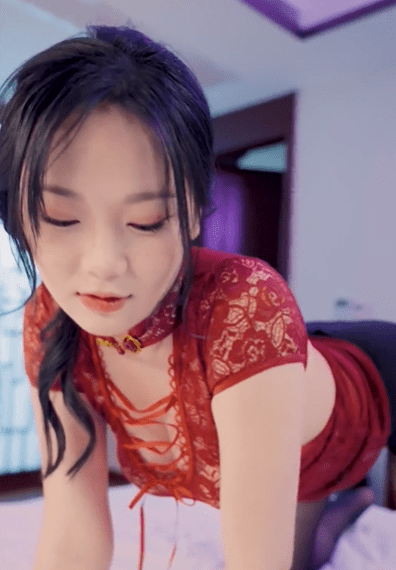 我和妈妈的闺蜜&隔代情人$朝暮一转身(42集)擦边剧-免费短剧