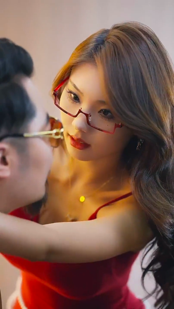 采花 (53集) 李梦媛&刘源&袁颖-免费短剧